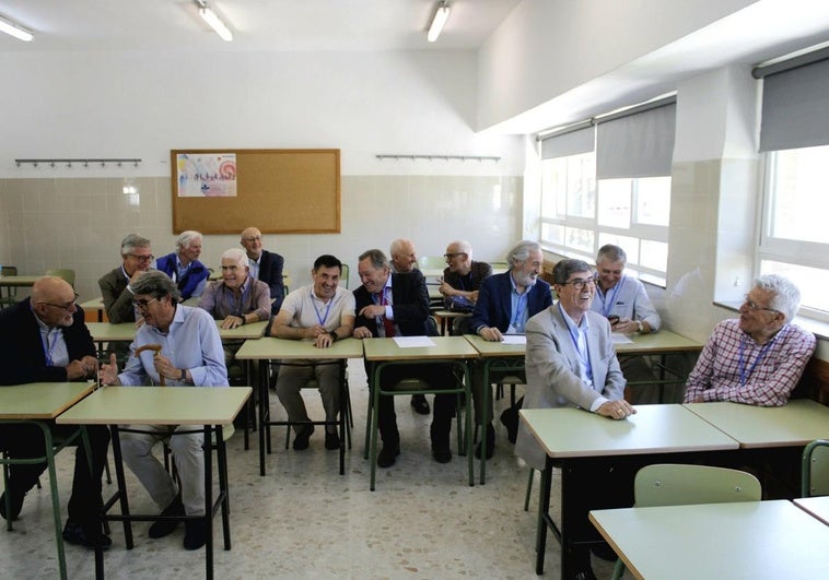 Exalumnos del colegio Escolapios se reencuentran tras más de cinco décadas